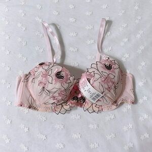 US-34C, 36B/JP-D80  Japanese Brand Vintage Style Floral Embroidery Bra Pink NWT